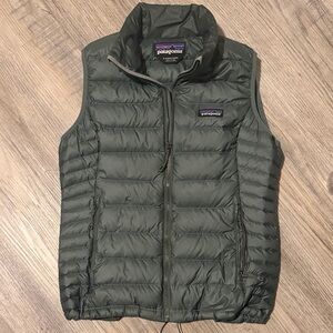 Patagonia Forest Green Quilted Vest